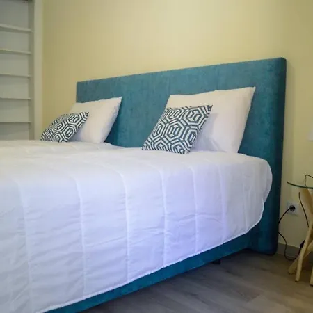 Quinta Da Cerca T2 / Azul / Piscina Apartamento